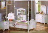 Motif Bouquet Twin Poster Bed/Nightstand/Mirror/Dresser